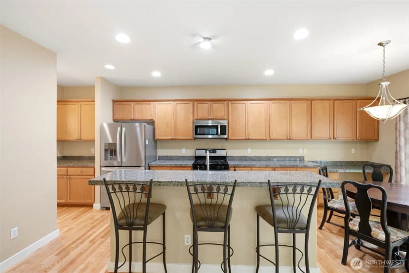 Property photo for 24750 Ne 3rd Place, Sammamish photo 8