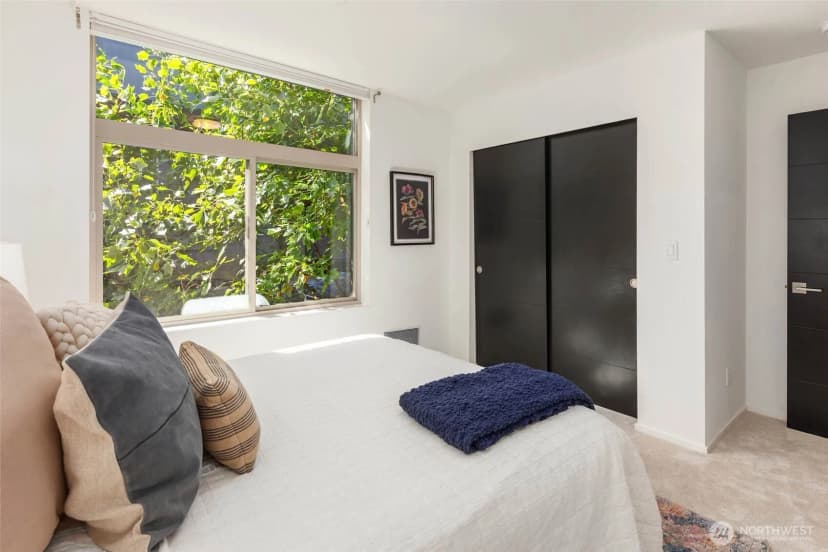 Property photo for 4112 Linden Avenue N #a, Seattle photo 20