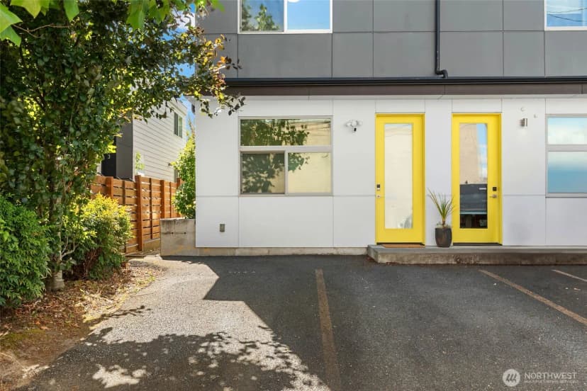 Property photo for 4112 Linden Avenue N #a, Seattle photo 24