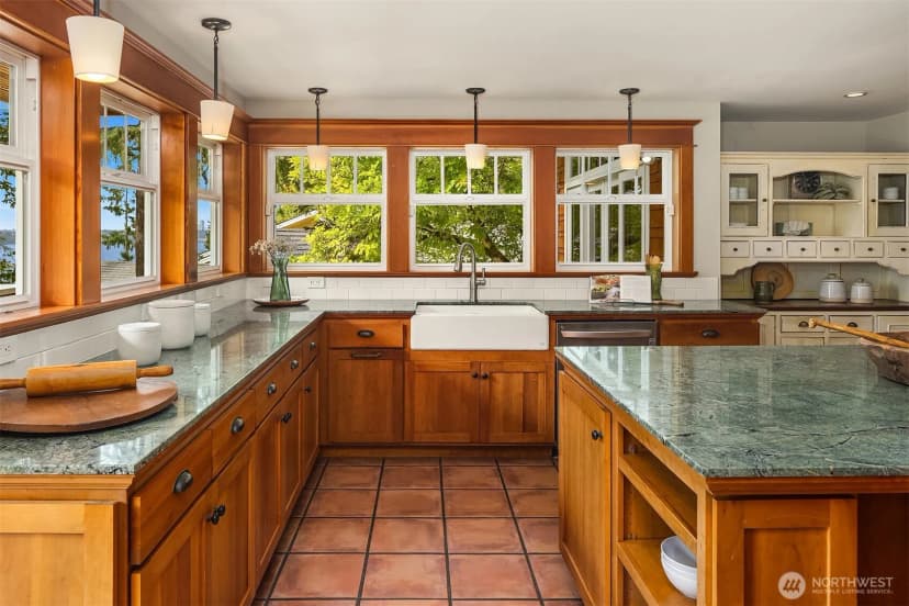Property photo for 8105 Se 44th Street, Mercer Island photo 14