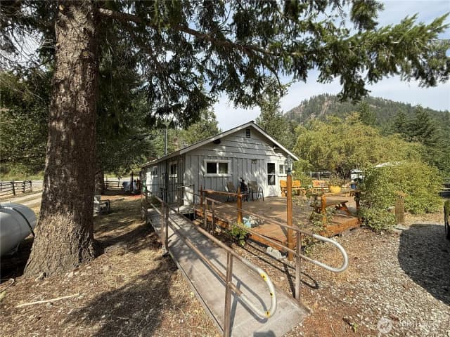 Property photo for 15316 Highway 21 S, Republic