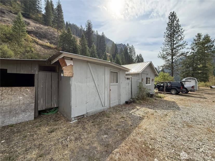 Property photo for 15316 Highway 21 S, Republic photo 24