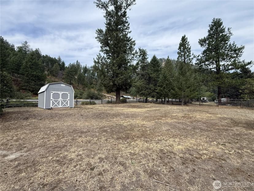 Property photo for 15316 Highway 21 S, Republic photo 23