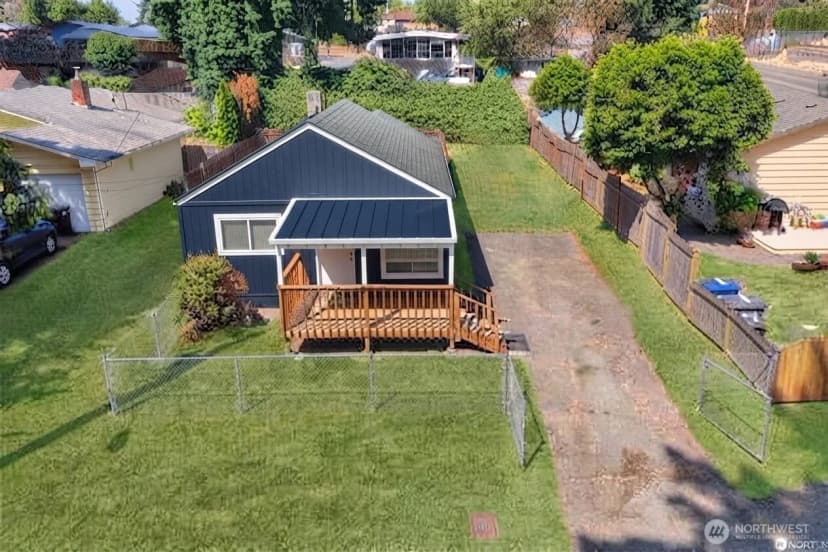 Property photo for 12809 4th Avenue S, Burien photo 3