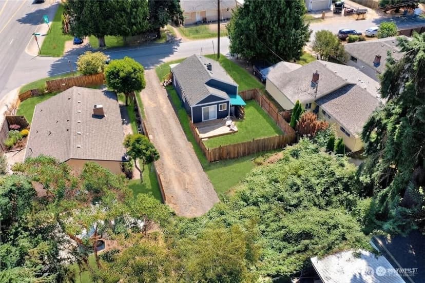 Property photo for 12809 4th Avenue S, Burien photo 18