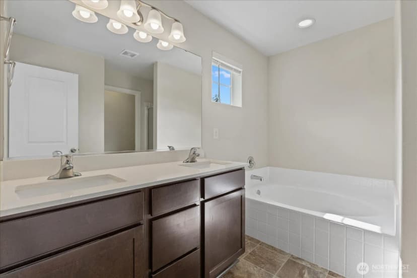 Property photo for 32709 Marguerite Lane, Sultan photo 16