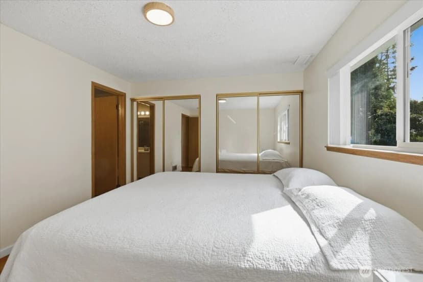 Property photo for 25813 117th Place Se, Kent photo 15