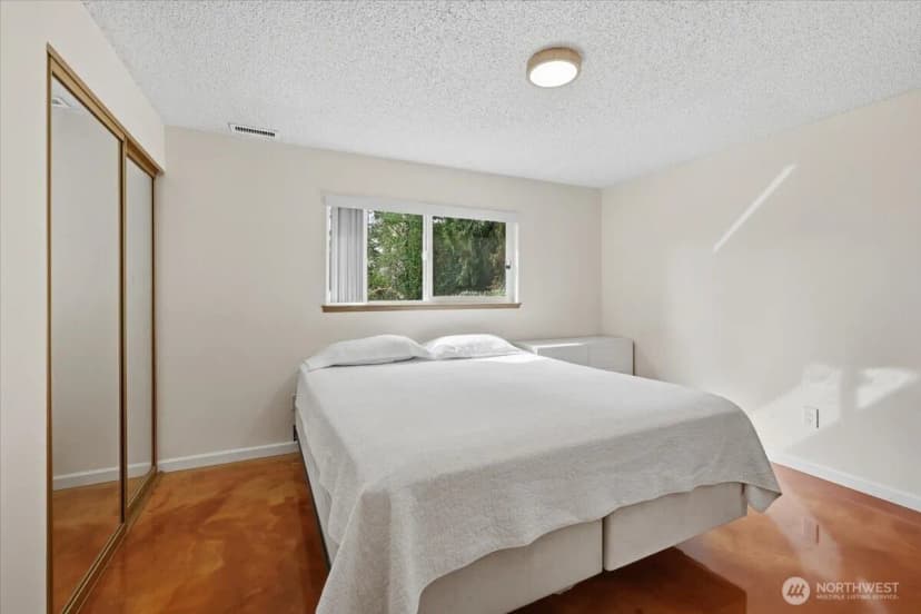 Property photo for 25813 117th Place Se, Kent photo 16