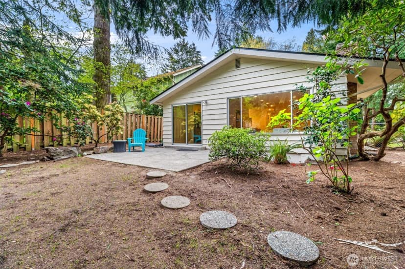 Property photo for 10758 Ashworth Avenue N, Seattle photo 29
