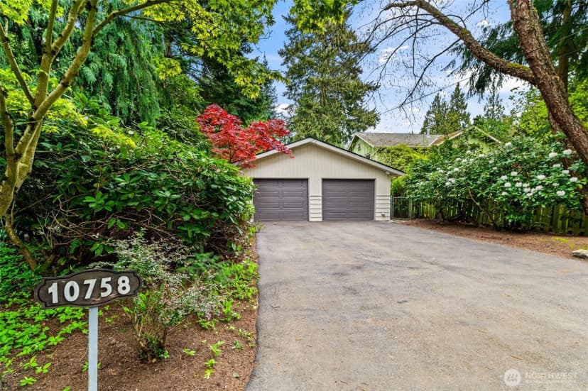 Property photo for 10758 Ashworth Avenue N, Seattle photo 2