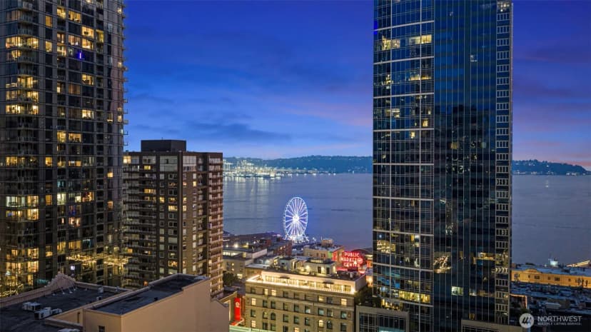 Property photo for 1521 2nd Avenue #802, Seattle photo 2