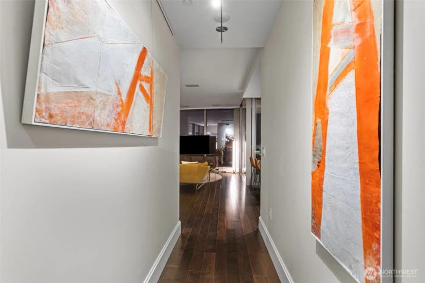 Property photo for 1521 2nd Avenue #802, Seattle photo 6