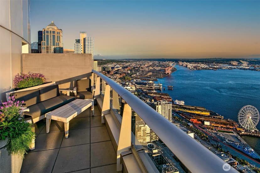 Property photo for 1521 2nd Avenue #802, Seattle photo 36