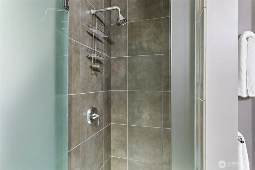 Property photo for 1521 2nd Avenue #802, Seattle photo 31