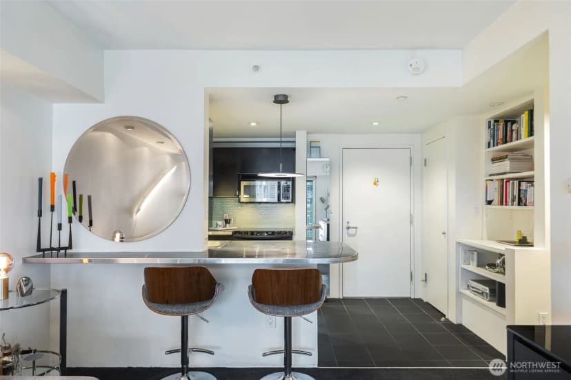 Property photo for 1415 2nd Avenue #2108, Seattle photo 9