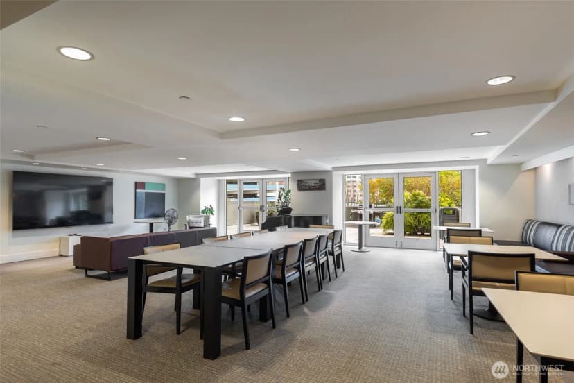 Property photo for 1415 2nd Avenue #2108, Seattle photo 16