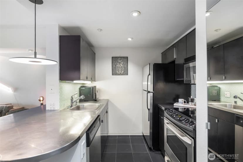 Property photo for 1415 2nd Avenue #2108, Seattle photo 10