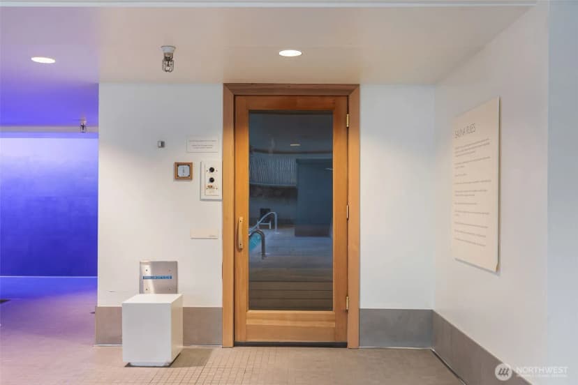 Property photo for 1415 2nd Avenue #2108, Seattle photo 23