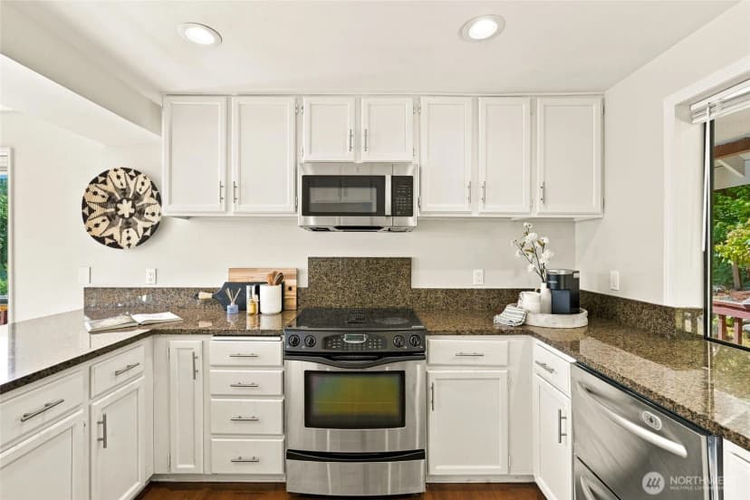 Property photo for 15135 62nd Avenue S, Tukwila photo 10