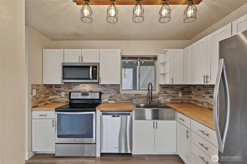 Property photo for 107 Schafer St #9b, Wenatchee photo 4