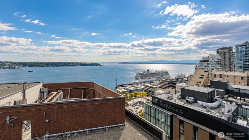 Property photo for 121 Stewart Street #1706, Seattle photo 14