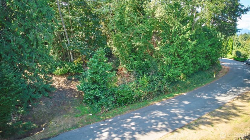 Property photo for 749 Ne Woods Court, Bremerton photo 3