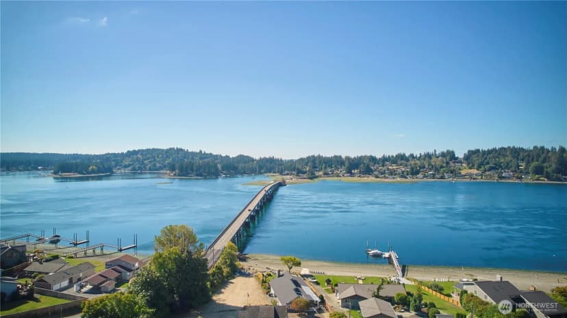 Property photo for 780 10th Avenue, Fox Island photo 11