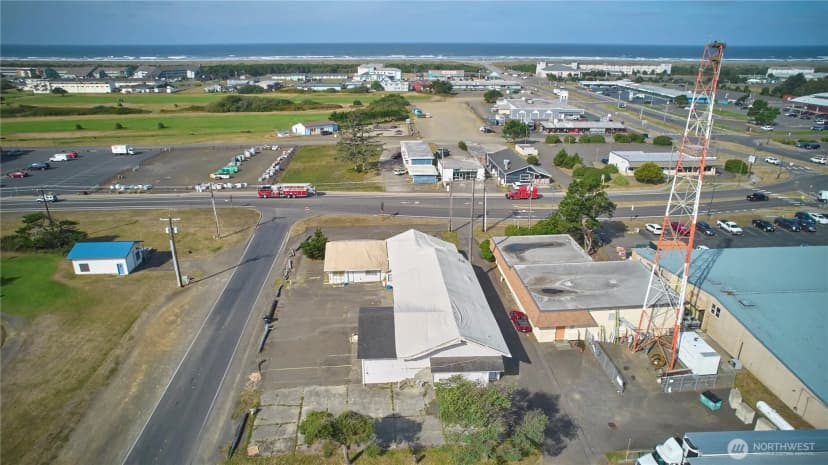 Property photo for 676 Point Brown Avenue Ne, Ocean Shores photo 8