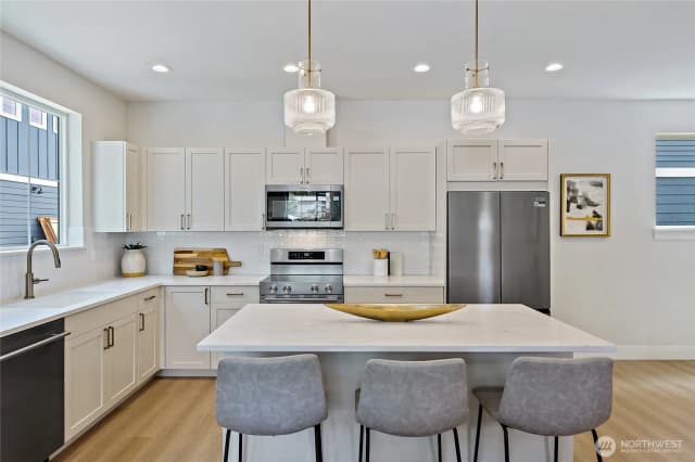 Property photo for 263 Nw 42nd Street, Seattle photo 5