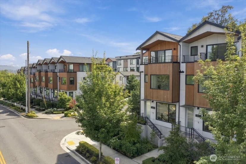 Property photo for 3821 S Cloverdale St, Seattle photo 34