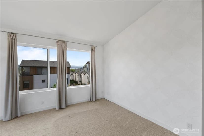 Property photo for 3821 S Cloverdale St, Seattle photo 25