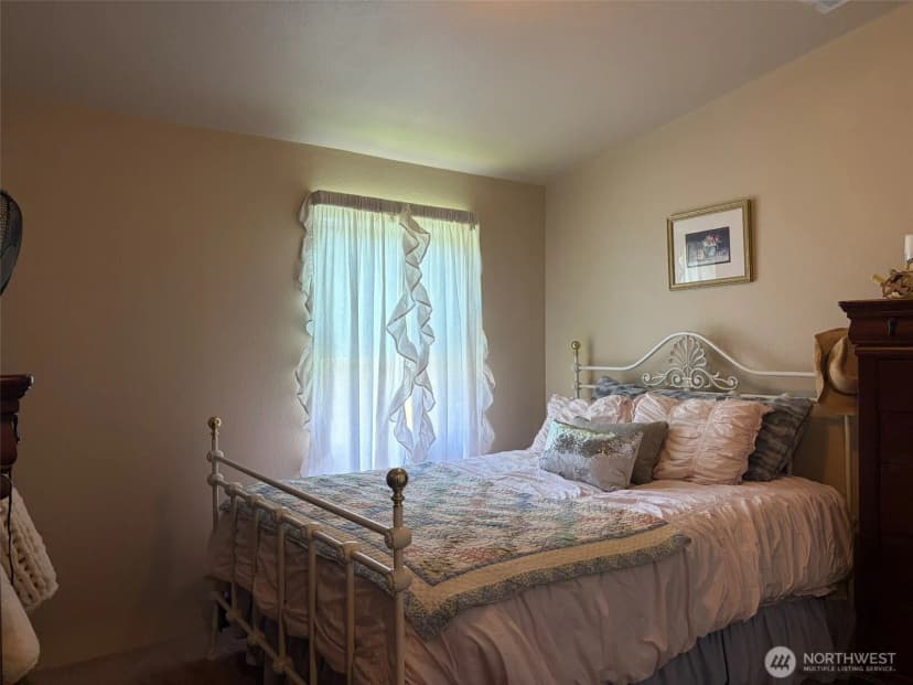 Property photo for 255 Lambert Creek Road, Republic photo 13