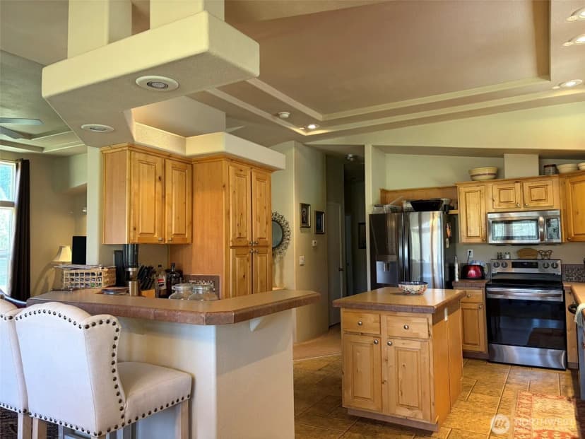Property photo for 255 Lambert Creek Road, Republic photo 6