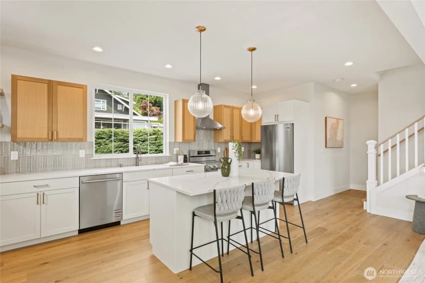 Property photo for 4146 3rd Avenue Nw, Seattle photo 3