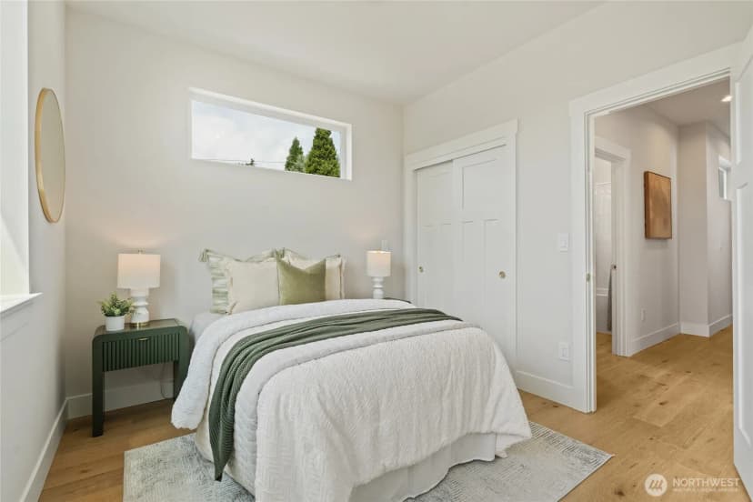Property photo for 4146 3rd Avenue Nw, Seattle photo 12