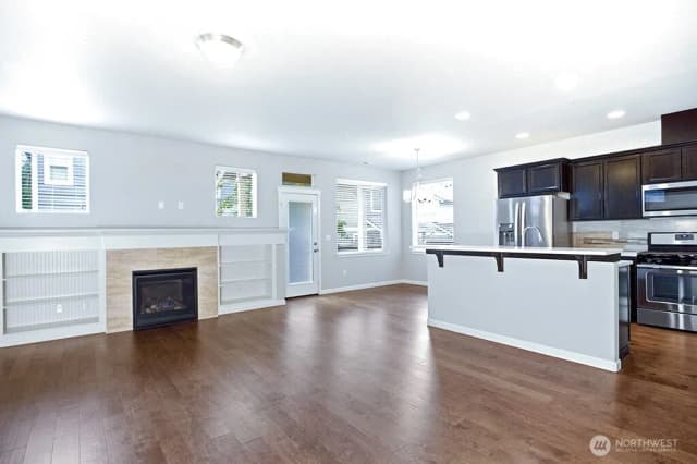 Property photo for 3795 Portside Drive, Bremerton photo 4