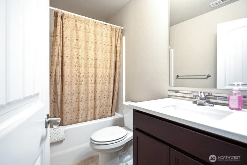 Property photo for 3795 Portside Drive, Bremerton photo 14