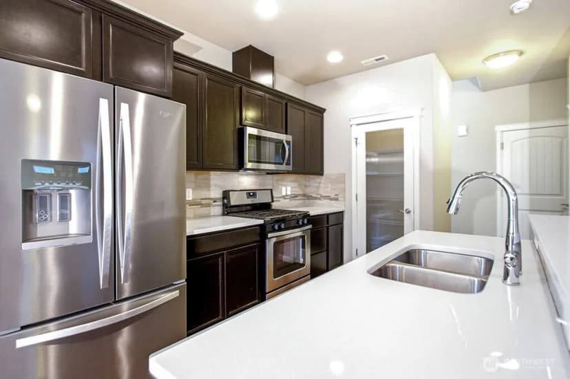 Property photo for 3795 Portside Drive, Bremerton photo 6