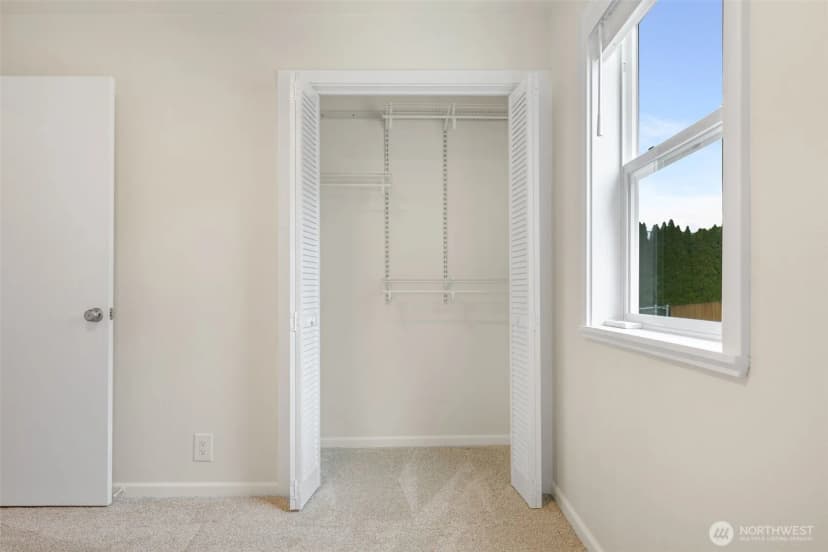 Property photo for 12262 20th Avenue S, Seattle photo 28
