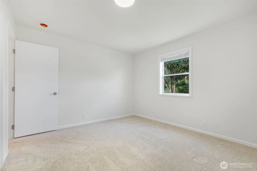 Property photo for 12262 20th Avenue S, Seattle photo 21