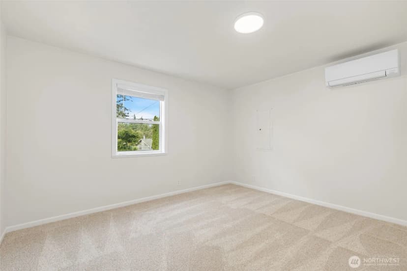 Property photo for 12262 20th Avenue S, Seattle photo 22