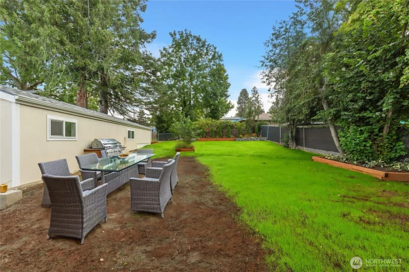 Property photo for 12262 20th Avenue S, Seattle photo 40
