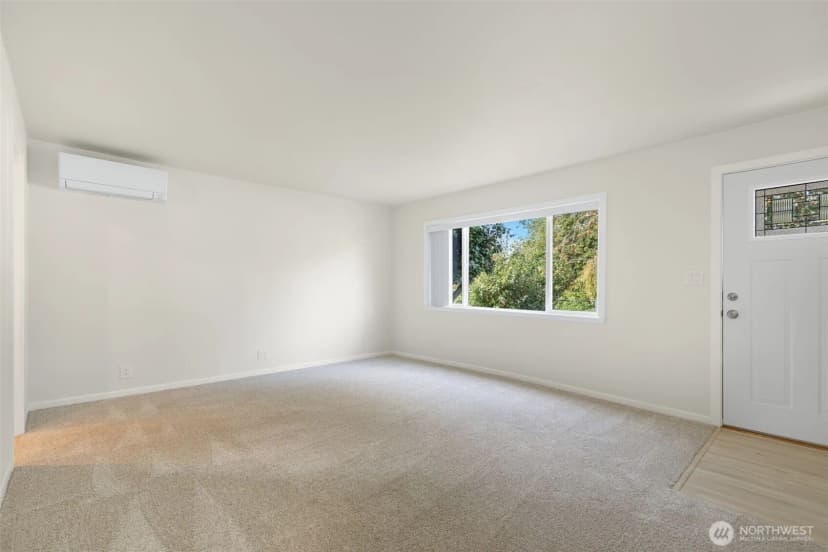 Property photo for 12262 20th Avenue S, Seattle photo 5