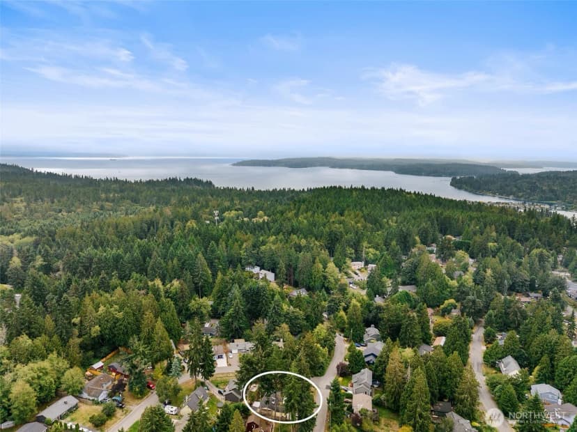 Property photo for 22120 Sea Vista Ne, Poulsbo photo 31