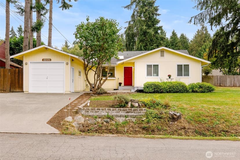 Property photo for 22120 Sea Vista Ne, Poulsbo photo 3