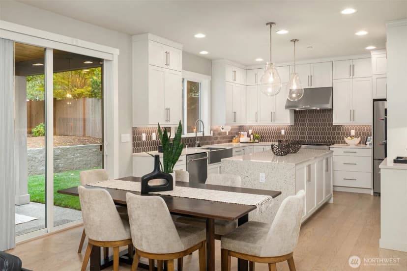 Property photo for 7238 Ne 129th Street, Kirkland photo 11