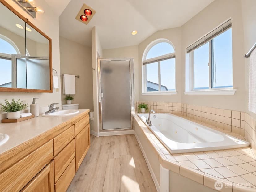 Property photo for 1499 Diamond Head Avenue Sw #2, Ocean Shores photo 27
