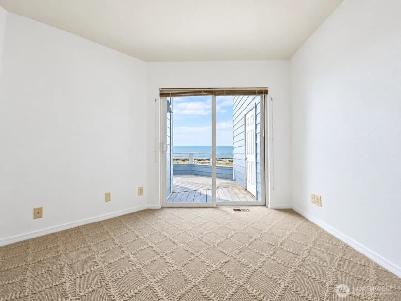 Property photo for 1499 Diamond Head Avenue Sw #2, Ocean Shores photo 19