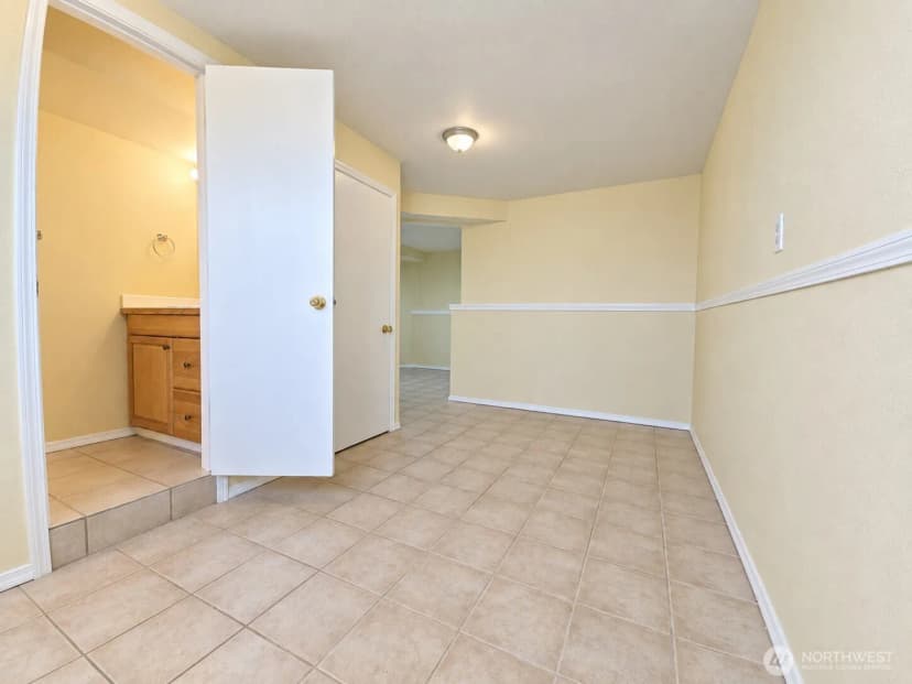 Property photo for 1499 Diamond Head Avenue Sw #2, Ocean Shores photo 35