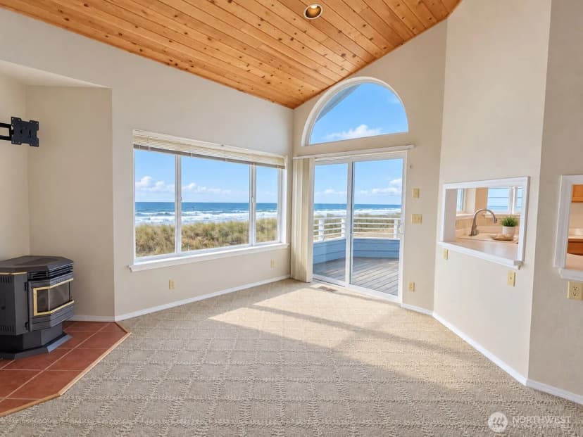Property photo for 1499 Diamond Head Avenue Sw #2, Ocean Shores photo 8